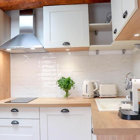 Aubernon Luxurious, Newly Renovated Flat In Heart Of Old Antibes Lejlighed Eksteriør billede