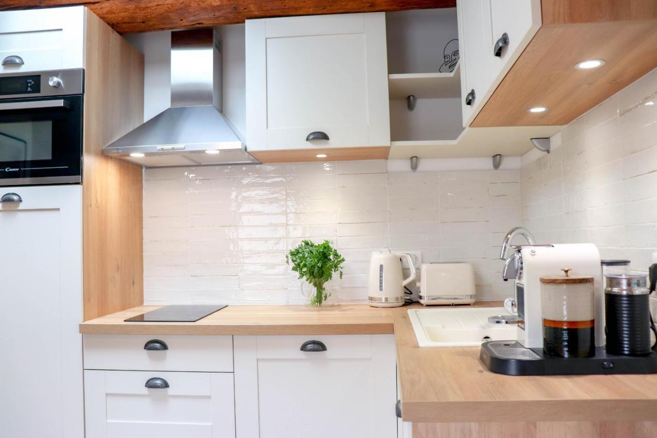 Aubernon Luxurious, Newly Renovated Flat In Heart Of Old Antibes Lejlighed Eksteriør billede