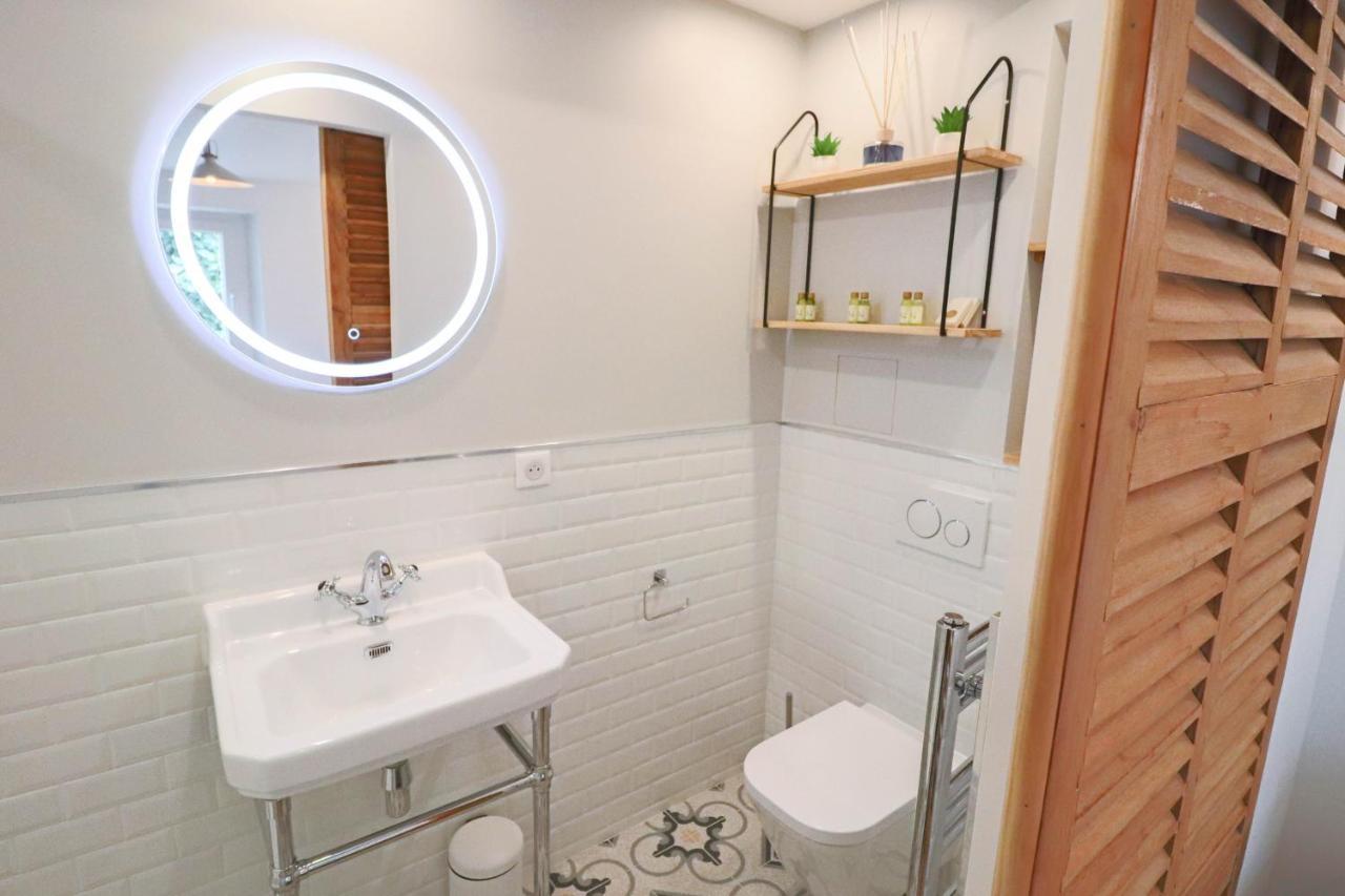 Aubernon Luxurious, Newly Renovated Flat In Heart Of Old Antibes Lejlighed Eksteriør billede